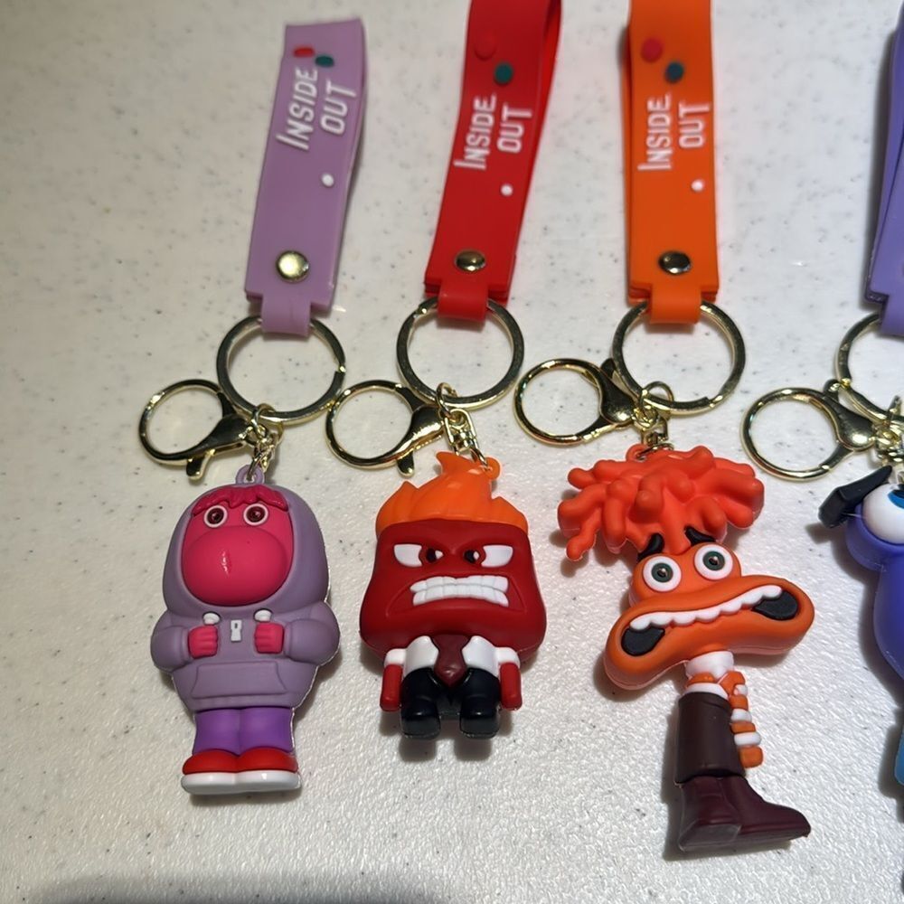 Set of 9 Piece Inside Out 2 Key Charm Set - Picture 2 of 5